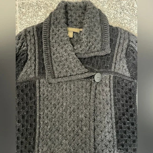 Inis Crafts Irish Wool Cardigan - Picture 8 of 11